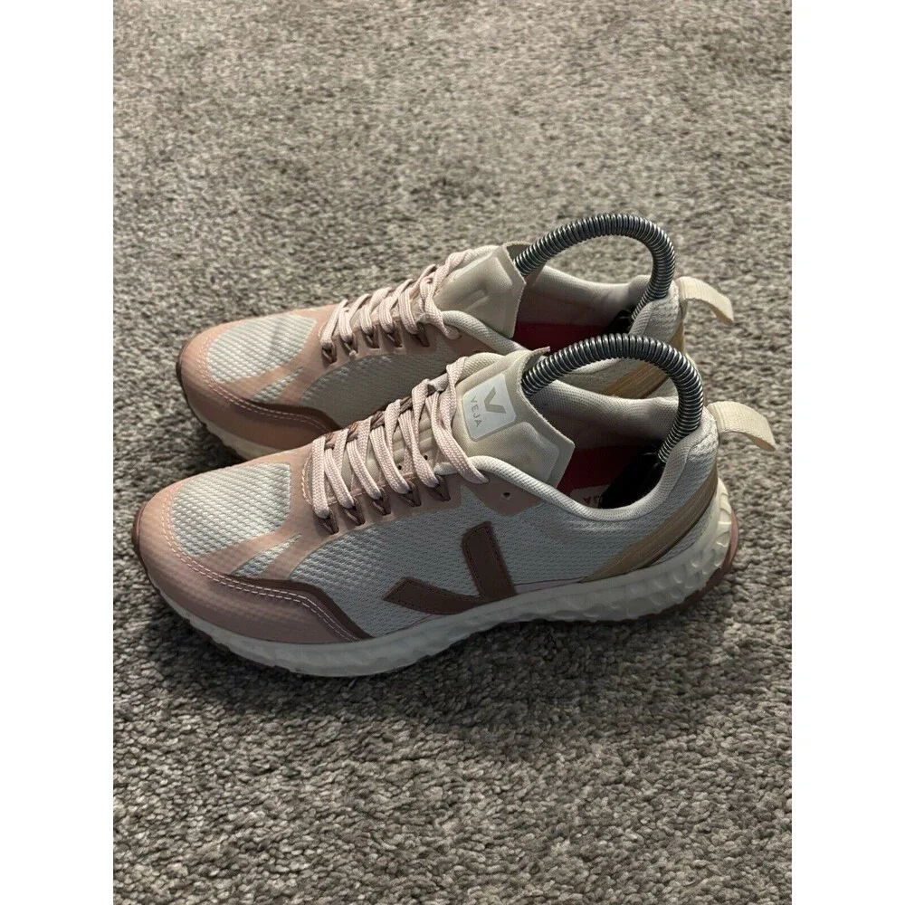 Veja V Condor‎ Mesh Natural Dried Petal Pink Size 7